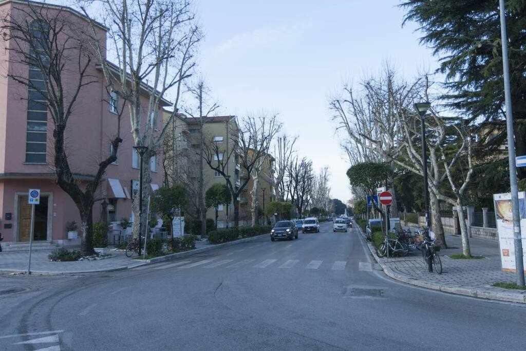 Ospitaci Appartamenti Viale Mezzetti Фолиньо Экстерьер фото